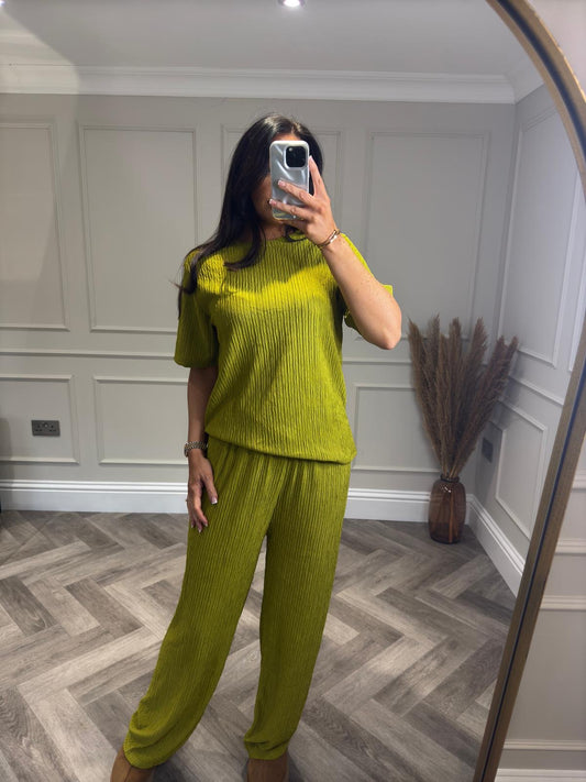 Green T-shirt Lounge Set